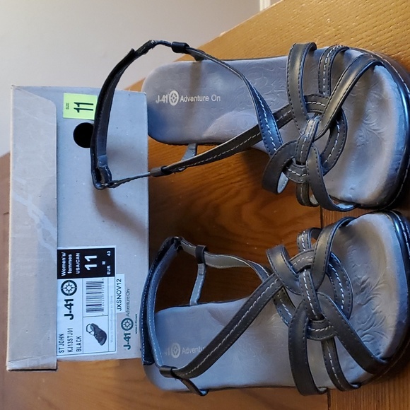 Womens Dressy Sandal - Picture 4 of 6